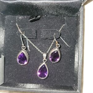 Coldwater Creek Necklace and Earrings Set